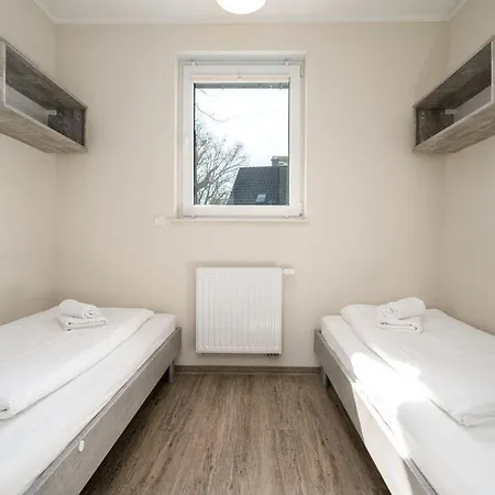 Strandhaus-3-eg Apartman